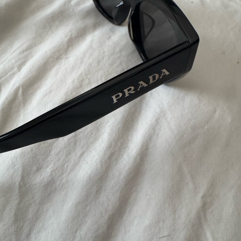 Prada 55 mm Butterfly Sunglasses AUTHENTIC - Picture 8 of 8
